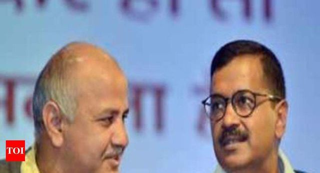 Non-bailable warrants issued against Manish Sisodia, Yadav and Arvind Kejriwal