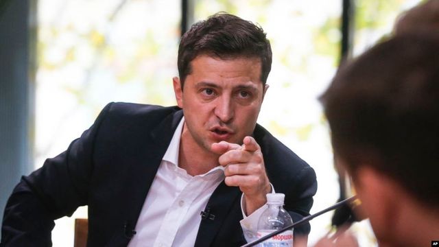 Император Японии Нарухито восходит на престол