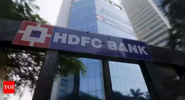 HDFC Bank loan book crosses ₹25 lakh cr in Q4