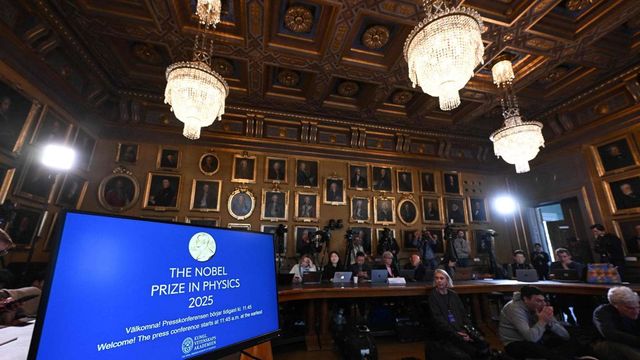 Premio Nobel per la fisica 2025 a John Clarke, Michel Devoret e John Martinis