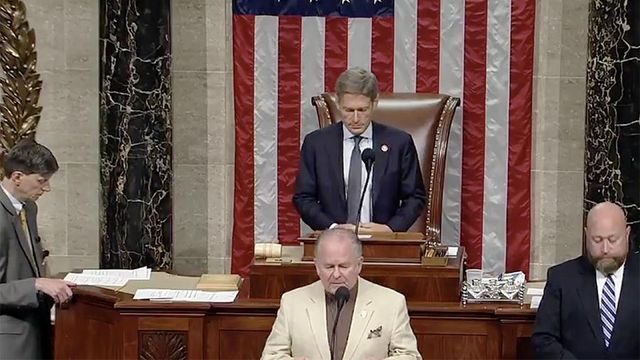 Из Конгресса США изгнали злых духов