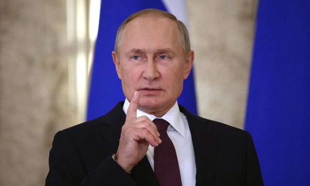 Putin sfida il mondo e annette i territori ucraini