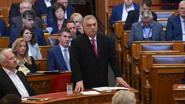 Orbán Viktor bejelentette, napokon belül az államé lesz a ferihegyi repülőtér, és szerinte nem ég rá a kormányra a Schadl-Völner-ügy