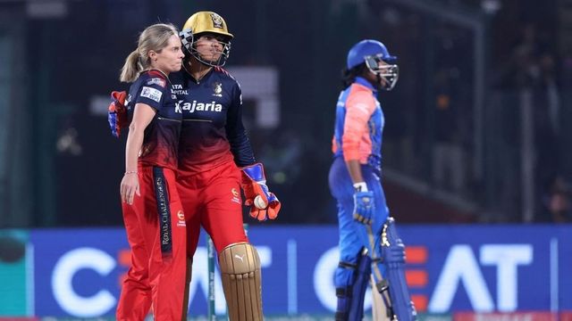 Ellyse Perry, spinners fire RCB to maiden WPL final