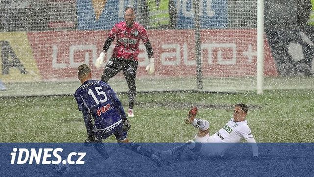 Slovácko udrželo v zasněženém zápase v Olomouci třetí místo