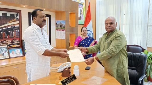 Minister resigns from Karnataka Assembly, challenges Basanagouda Patil Yatnal to do the same