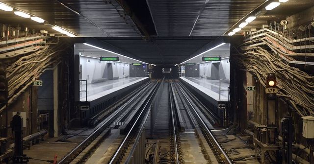 Szándékosan ugrott a metró elé a Nagyvárad térnél halálra gázolt fiatal