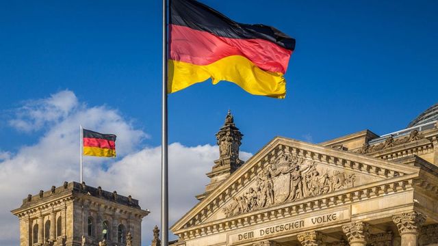 Germania intenționează să retragă avertizările de călătorie către 31 de țări europene