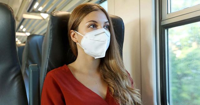 Ausztriában a nagyobb védelmet nyújtó FFP2-es maszk lesz kötelező január 25-től