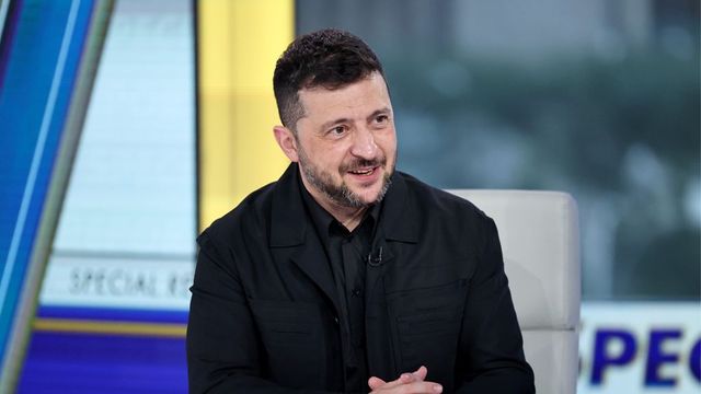 Най-тежка е ситуацията край Покровск, отбраняваме позициите си в Купянск, съобщи Зеленски