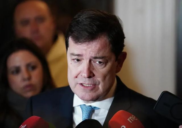 Mañueco: «Sánchez y Ábalos impulsaron una moción de censura con tránsfugas con la sumisión del PSOE de Castilla y León»