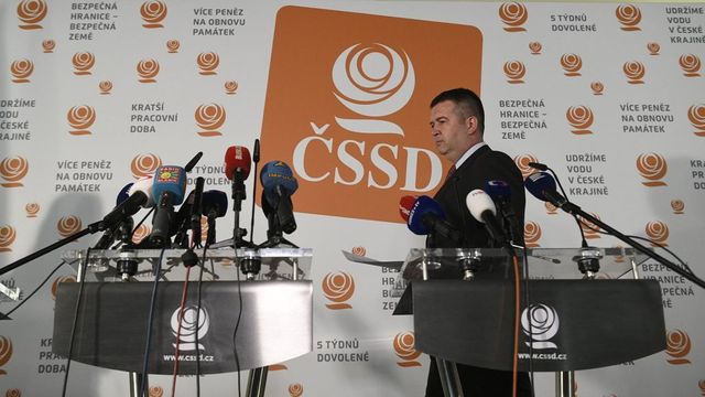 ČSSD nebude měnit nominaci Šmardy na ministra kultury, ministerstvo sám nepovedu, říká Hamáček