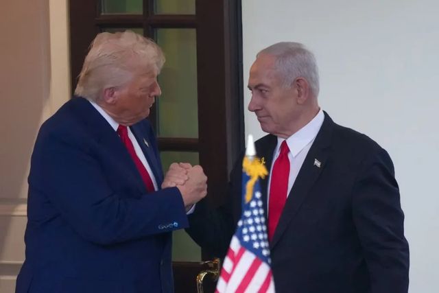 Donald Trump cere anularea procesului de corupție al lui Benjamin Netanyahu