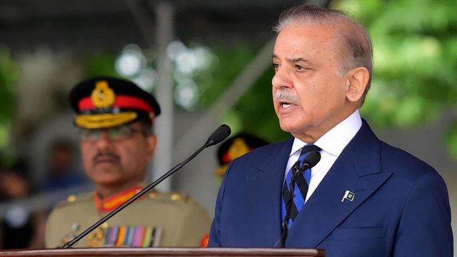 Pak PM, president pledge 'befitting response' to any act of aggression