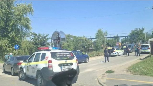 La Ungheni, un copil de 5 ani a fost tamponat mortal de un microbuz chiar pe trecerea de pietoni