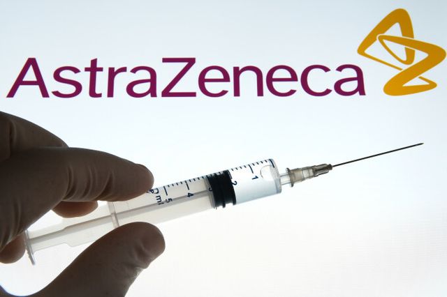 Agenția Europeană pentru Medicamente a primit cererea de autorizare a vaccinului AstraZeneca