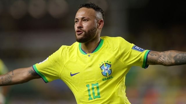Neymar breaks Pele's record as Brazil crush Bolivia 5-1