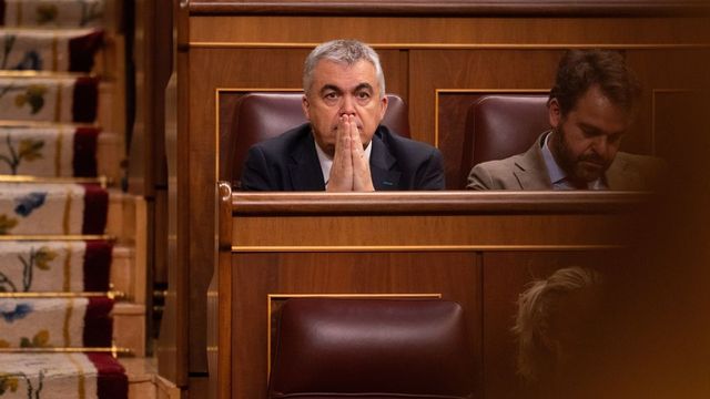 El juez del Supremo ofrece declarar voluntariamente a Santos Cerdán al encontrar “consistentes indicios” contra él
