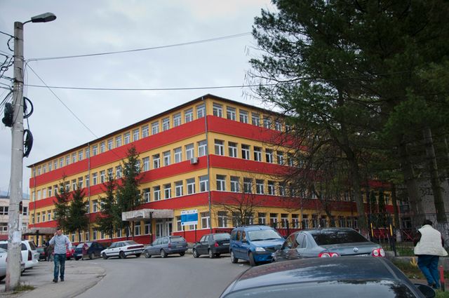 Anchetă la spitalul din Petroșani, după ce o femeie internată a fost depistată cu noul coronavirus