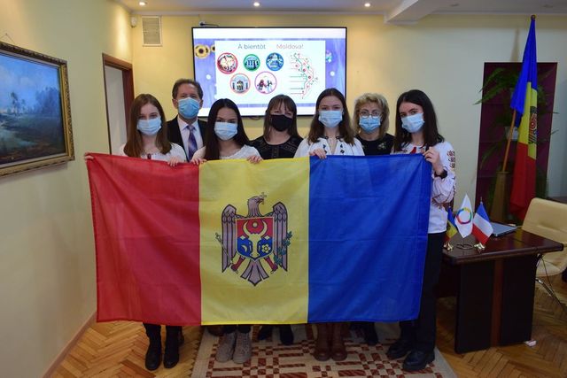 Patru eleve din Moldova, rezultate remarcabile la Olimpiada de limba franceză