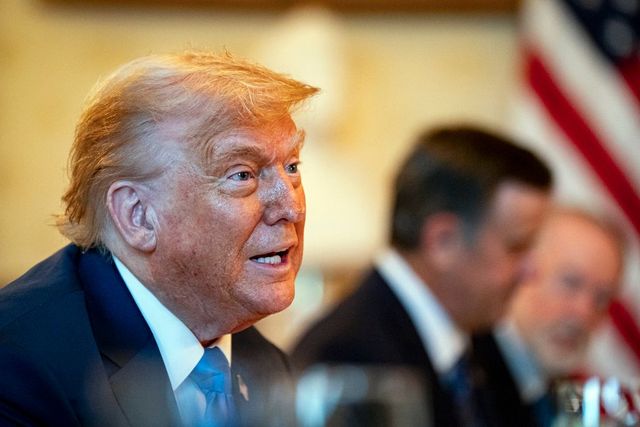 Trump l-ar fi amenințat pe Putin că bombardează Moscova, dacă va ataca Ucraina