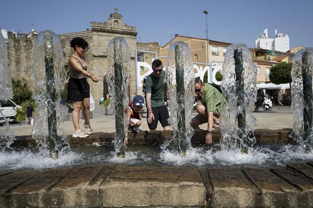 Protección Civil amplía la alerta por altas temperaturas hasta el martes