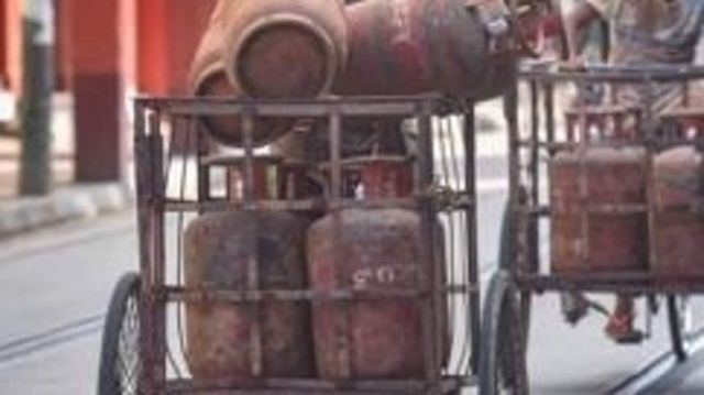 LPG Price Hike Today: Commercial Cylinder Price Hiked By Rs 21, Check Latest Rates In Your City