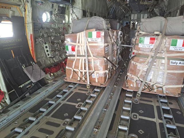L'Italia ha paracadutato gli aiuti su Gaza