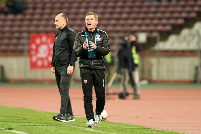 Dusan Uhrin a plecat de la Dinamo
