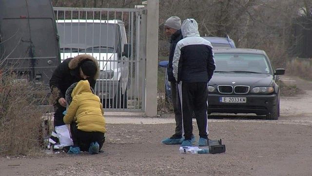 Крадците на митницата в Благоевград първо наводнили сградата, а после я ограбили