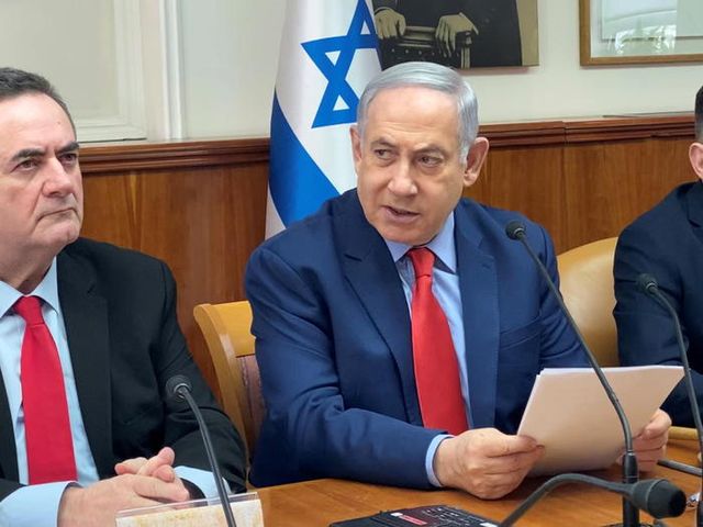 Benjamin Netanyahu ha ritirato la richiesta di immunità che aveva avanzato al Parlamento israeliano