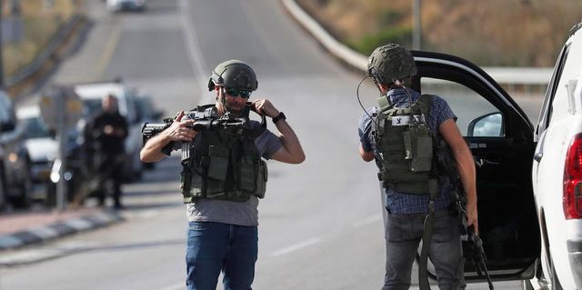 Quattro israeliani uccisi in un attacco in Cisgiordania:
