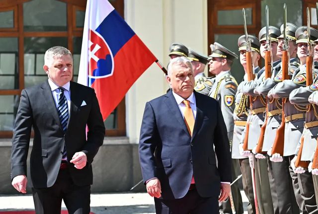 Robert Fico, primul lider din istorie care vorbește oficial despre ieșire din NATO a țării sale: „Neutralitatea ar putea fi mai bună”