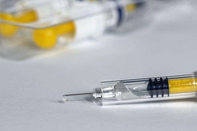 Michel speră că primele vaccinuri vor fi disponibile până la sfârșitul lui 2020-începutul lui 2021
