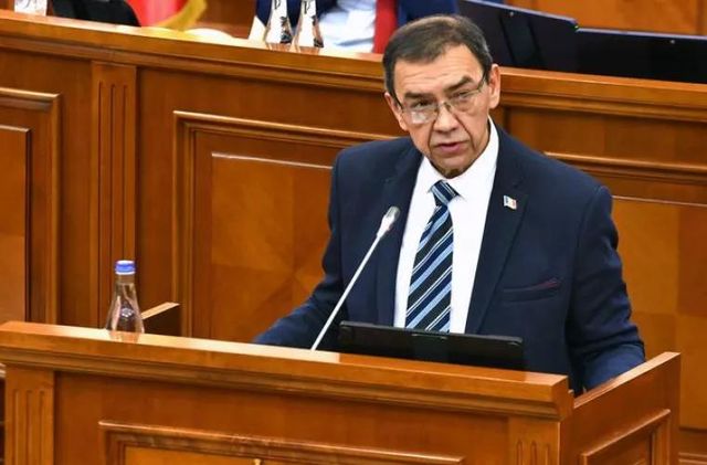 Отставку депутата Головатюка одобрили в парламенте