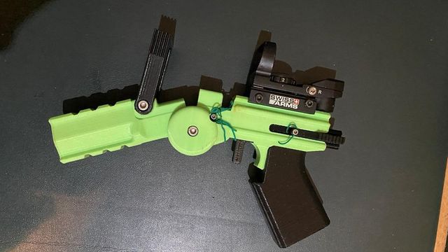 Irakianul care fabrica arme cu imprimante 3D, reținut