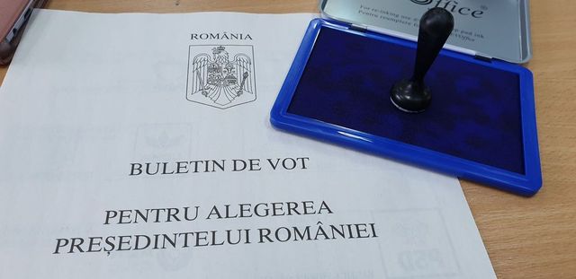 România. Începe campania electorală pentru turul al doilea al alegerilor prezidențiale