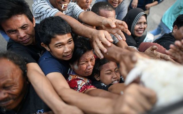 Poliția indoneziană a arestat un bărbat care pretinde că este ″regele lumii″