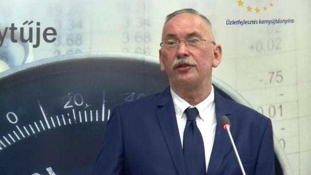 Debreceni rektor: a modellváltás ellen tiltakozó professzorok az MSZMP és az MSZP tagjai