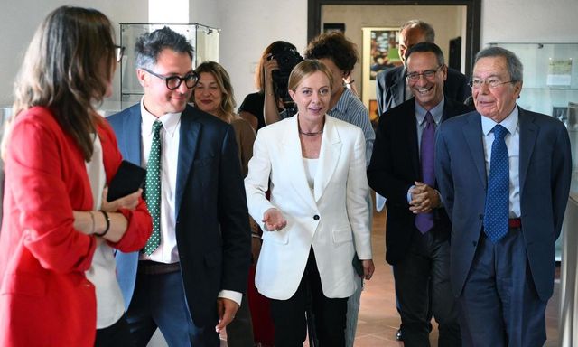 Meloni visita l'ANSA, '80 anni di giornalismo autorevole'