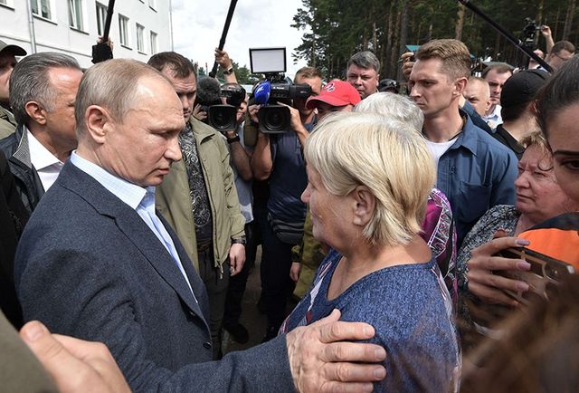 Владимир Путин прибыл в пострадавшую от наводнения Иркутскую область