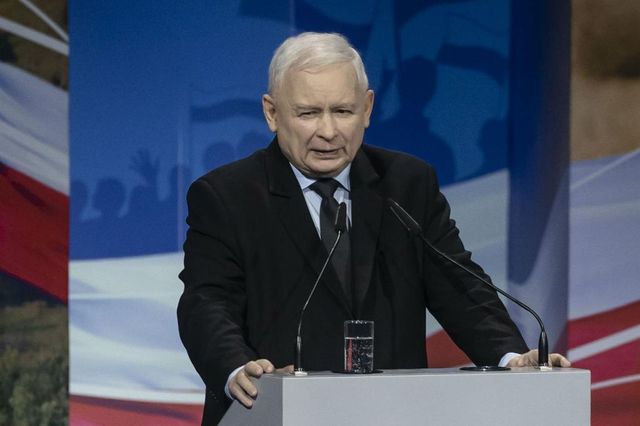 Exit poll Polonia, netta vittoria del partito di governo PiS