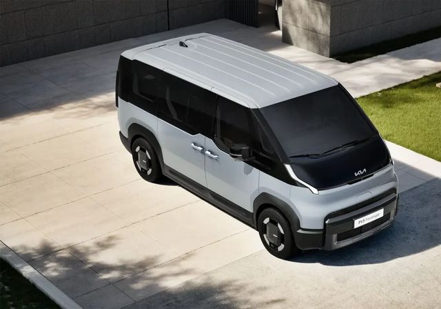 El Kia PV5 llega para revolucionar el renting con una furgoneta eléctrica flexible y tecnológica