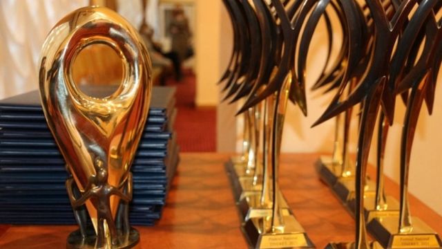 Câștigătorii concursului „Premiul național pentru tineret”, ediția 2021 au fost premiați de Ministerul Educației și Cercetării