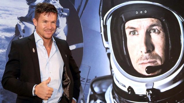 Súlyos balesetben meghalt Felix Baumgartner, a férfi, aki leugrott a világűrből