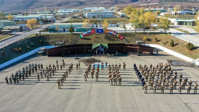 Militarii moldoveni care au participat la KFOR au fost decorați