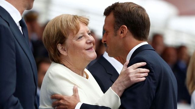 Macron a už i Merkelová chtějí kvůli terorismu reformu Schengenu
