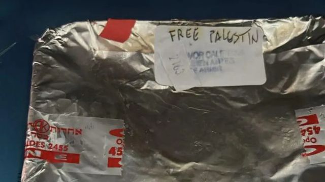 Aparecen mensajes pro Palestina en la comida kosher de un vuelo de Iberia Buenos Aires-Madrid