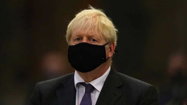 Coronavirus | Amid second wave, Boris Johnson starts to shut down Britain, asks people to work from home