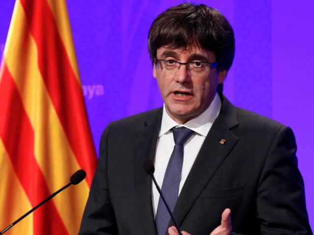 Autoritățile spaniole îi interzic fostului lider catalan Carles Puigdemont să candideze la europarlamentare